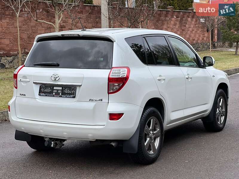 Внедорожник / Кроссовер Toyota RAV4 2013 в Могилев-Подольске фото 11 Внедорожник / Кроссовер Toyota RAV4 2013 в Могилев-Подольске