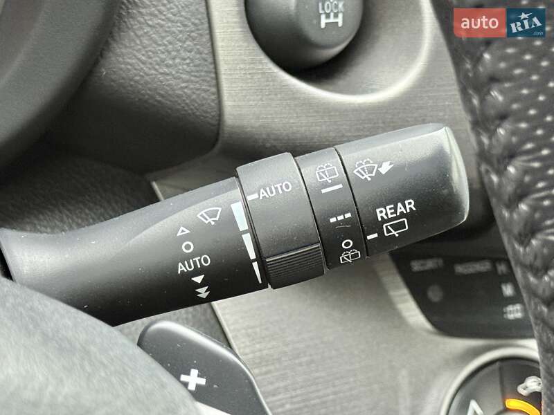 Внедорожник / Кроссовер Toyota RAV4 2010 в Харькове