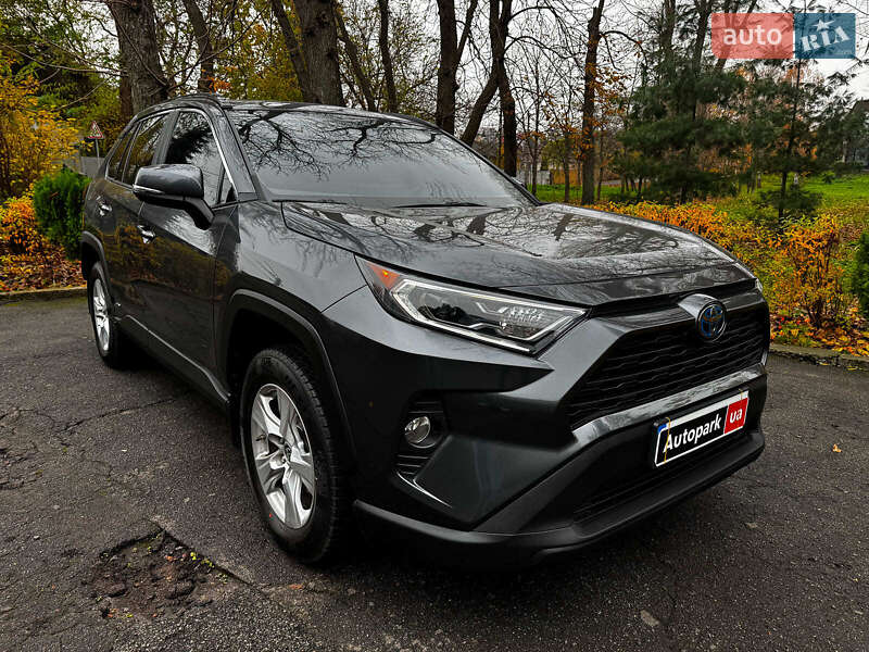 Внедорожник / Кроссовер Toyota RAV4 2019 в Киеве фото 4 Внедорожник / Кроссовер Toyota RAV4 2019 в Киеве
