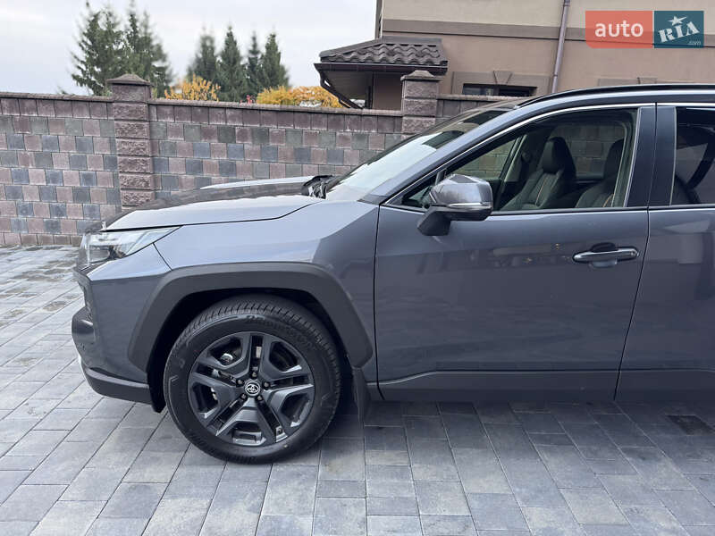 Внедорожник / Кроссовер Toyota RAV4 2023 в Ровно фото 14 Внедорожник / Кроссовер Toyota RAV4 2023 в Ровно
