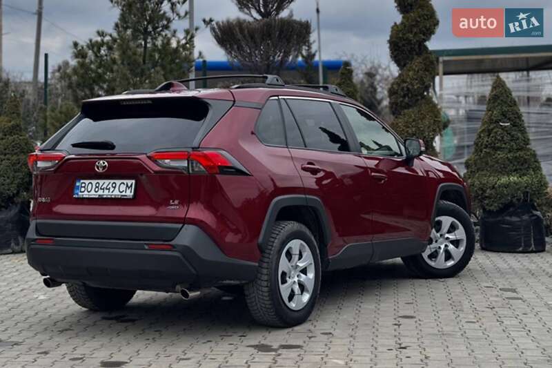 Внедорожник / Кроссовер Toyota RAV4 2019 в Виннице