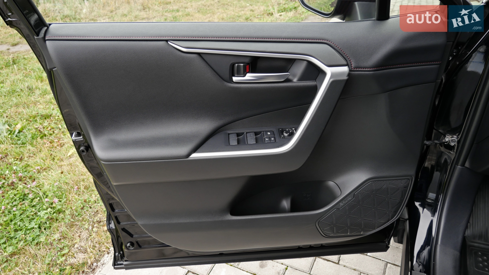 2020 Toyota RAV 4 - мініатюра 27