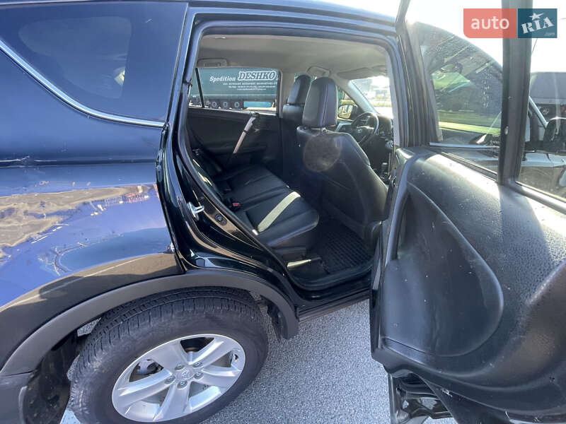 Позашляховик / Кросовер Toyota RAV4 2014 в Мукачевому