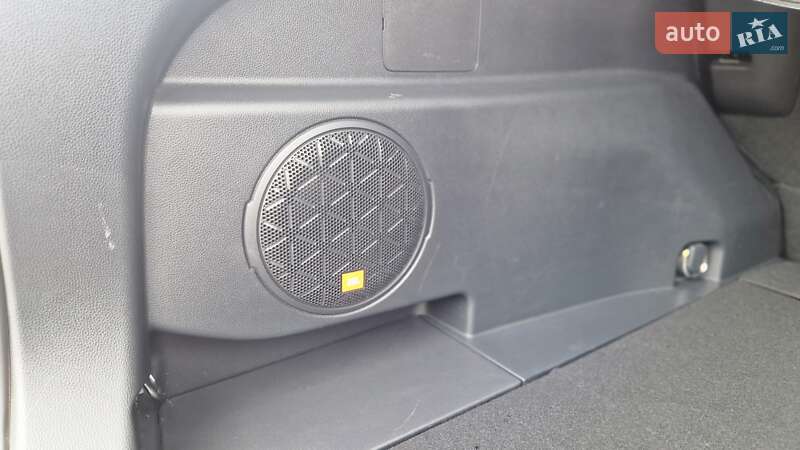 Внедорожник / Кроссовер Toyota RAV4 2023 в Киеве фото 33 Внедорожник / Кроссовер Toyota RAV4 2023 в Киеве