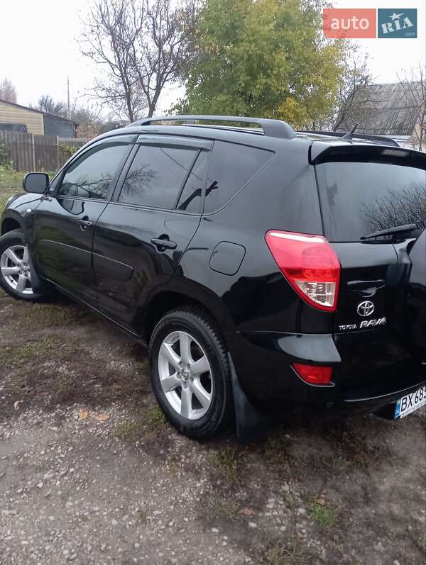 Позашляховик / Кросовер Toyota RAV4 2008 в Василькові