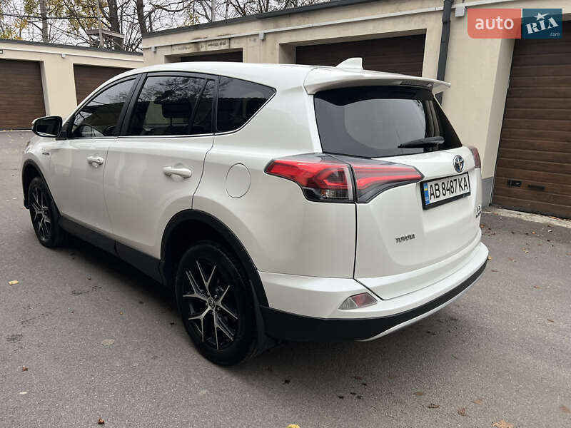 Внедорожник / Кроссовер Toyota RAV4 2017 в Виннице фото 12 Внедорожник / Кроссовер Toyota RAV4 2017 в Виннице