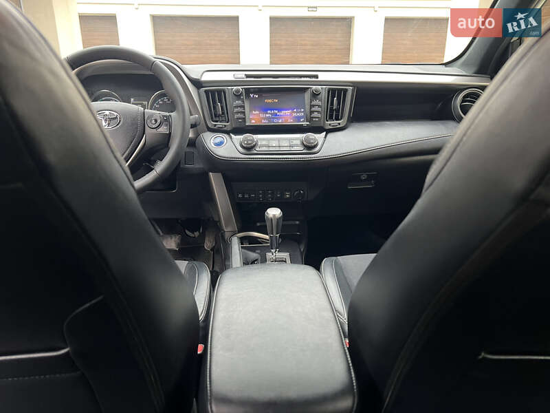 Внедорожник / Кроссовер Toyota RAV4 2017 в Виннице фото 36 Внедорожник / Кроссовер Toyota RAV4 2017 в Виннице