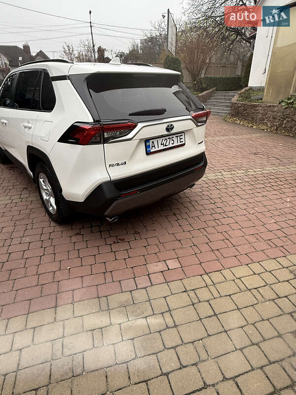 Позашляховик / Кросовер Toyota RAV4 2019 в Боярці