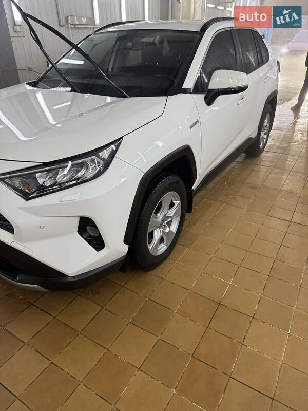 Позашляховик / Кросовер Toyota RAV4 2019 в Боярці