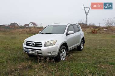Внедорожник / Кроссовер Toyota RAV4 2006 в Луцке