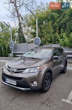 Внедорожник / Кроссовер Toyota RAV4 2014 в Харькове