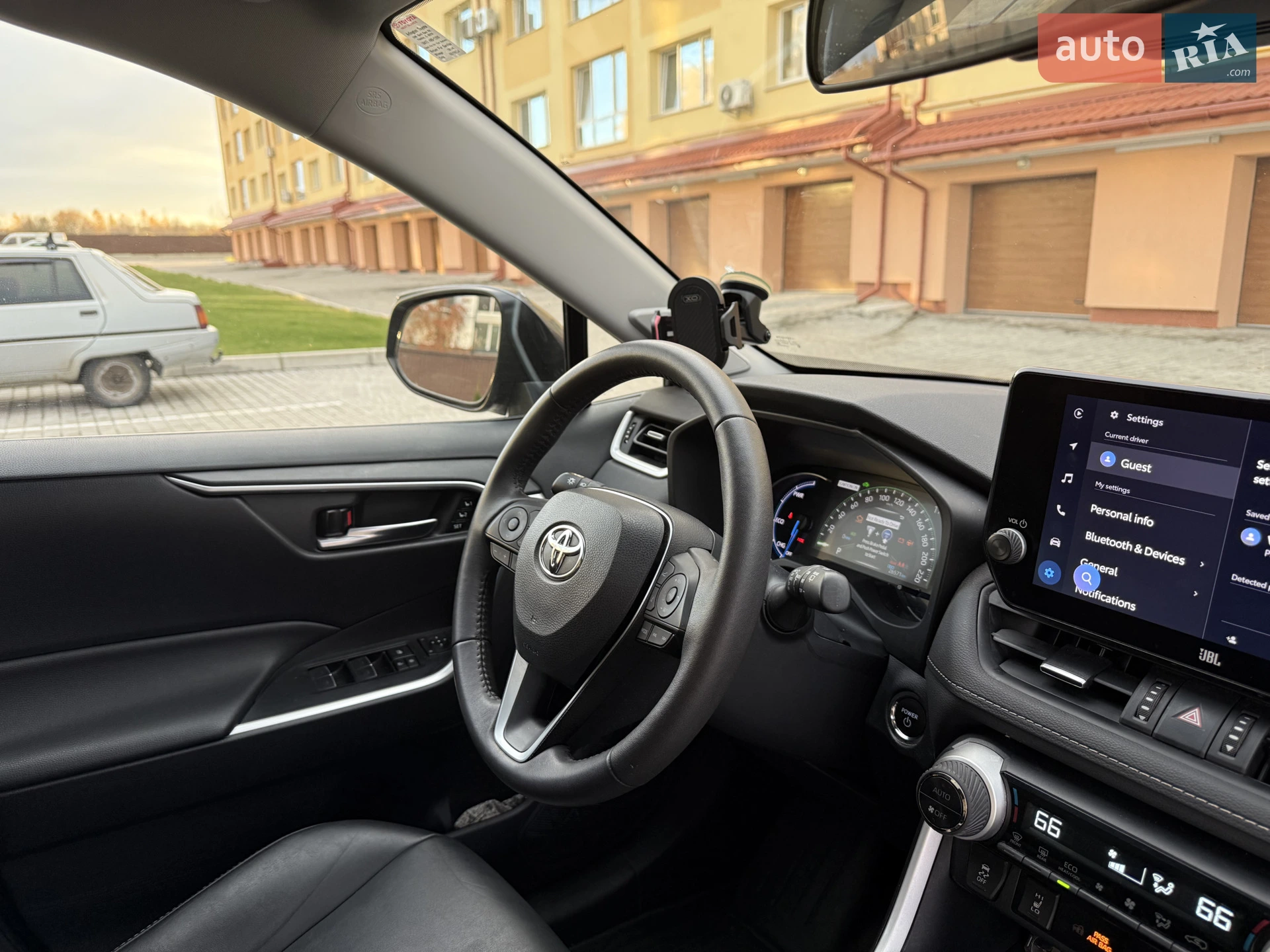 2023 Toyota RAV 4 - мініатюра 32