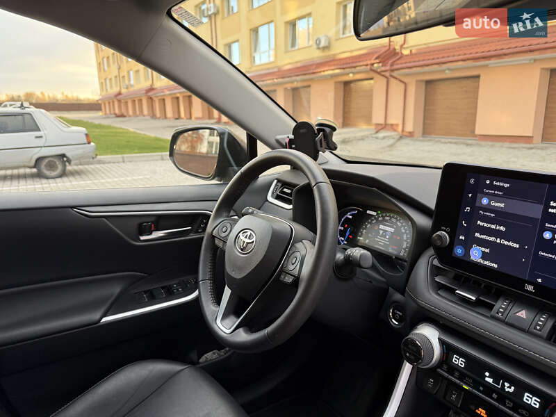 Позашляховик / Кросовер Toyota RAV4 2023 в Львові фото 32 Позашляховик / Кросовер Toyota RAV4 2023 в Львові