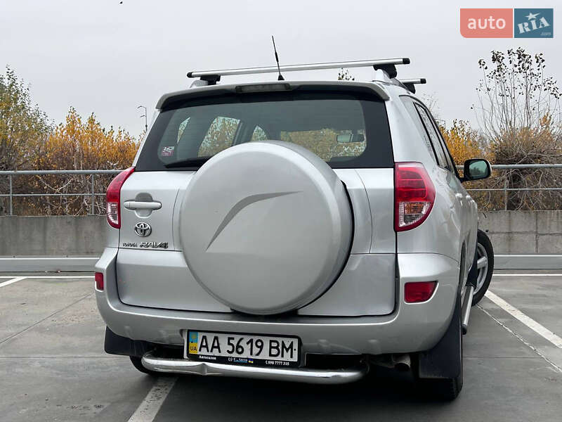 Внедорожник / Кроссовер Toyota RAV4 2006 в Киеве фото 17 Внедорожник / Кроссовер Toyota RAV4 2006 в Киеве