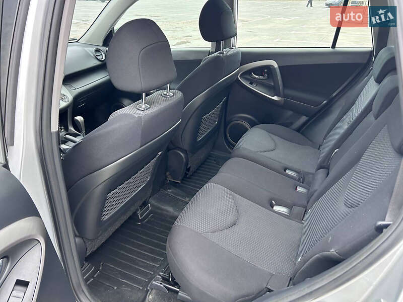 Внедорожник / Кроссовер Toyota RAV4 2006 в Киеве фото 33 Внедорожник / Кроссовер Toyota RAV4 2006 в Киеве