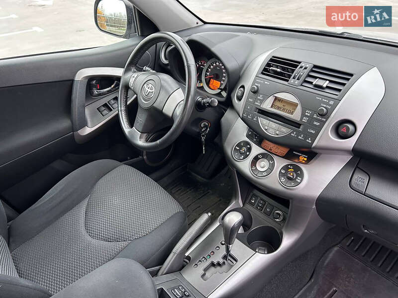 Внедорожник / Кроссовер Toyota RAV4 2006 в Киеве фото 47 Внедорожник / Кроссовер Toyota RAV4 2006 в Киеве