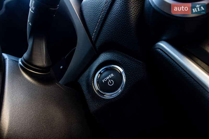 Внедорожник / Кроссовер Toyota RAV4 2025 в Львове