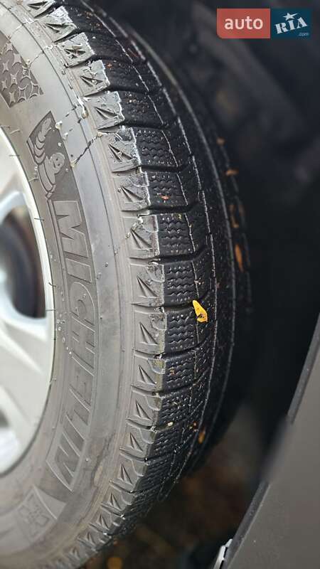 Позашляховик / Кросовер Toyota RAV4 2019 в Одесі фото 15 Позашляховик / Кросовер Toyota RAV4 2019 в Одесі