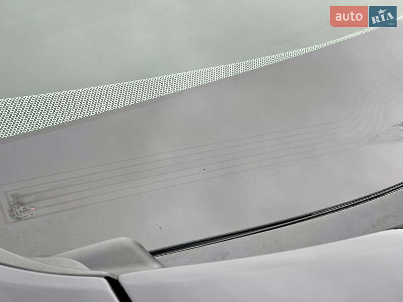 Внедорожник / Кроссовер Toyota RAV4 2019 в Киеве