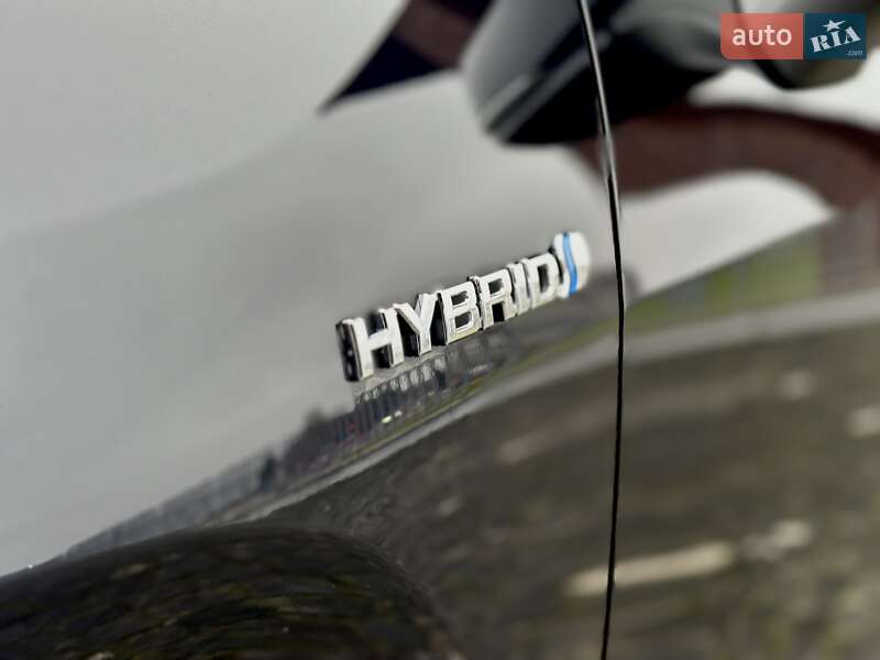 Внедорожник / Кроссовер Toyota RAV4 2021 в Днепре