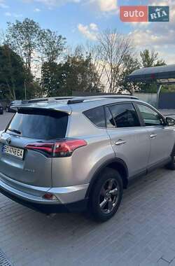 Внедорожник / Кроссовер Toyota RAV4 2018 в Бережанах