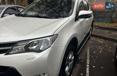 Позашляховик / Кросовер Toyota RAV4 2014 в Києві