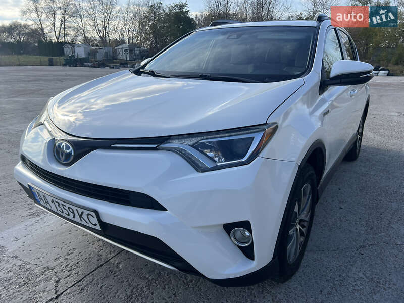 Внедорожник / Кроссовер Toyota RAV4 2018 в Киеве фото 17 Внедорожник / Кроссовер Toyota RAV4 2018 в Киеве