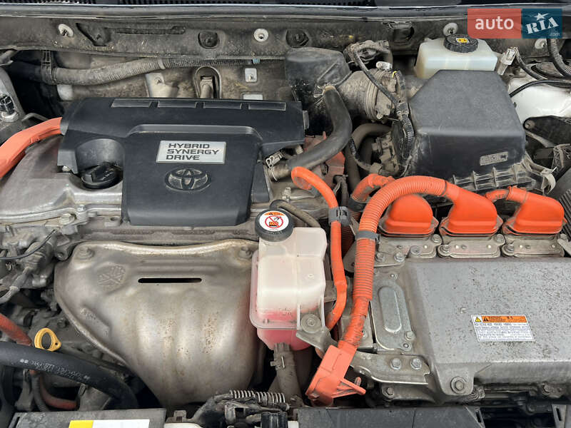 Внедорожник / Кроссовер Toyota RAV4 2018 в Киеве фото 34 Внедорожник / Кроссовер Toyota RAV4 2018 в Киеве