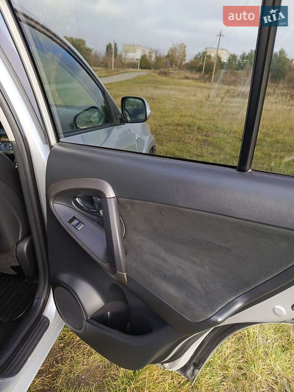 Внедорожник / Кроссовер Toyota RAV4 2010 в Деражне фото 16 Внедорожник / Кроссовер Toyota RAV4 2010 в Деражне
