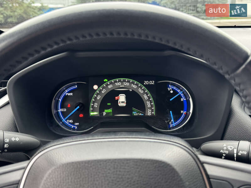 Внедорожник / Кроссовер Toyota RAV4 2018 в Киеве фото 43 Внедорожник / Кроссовер Toyota RAV4 2018 в Киеве