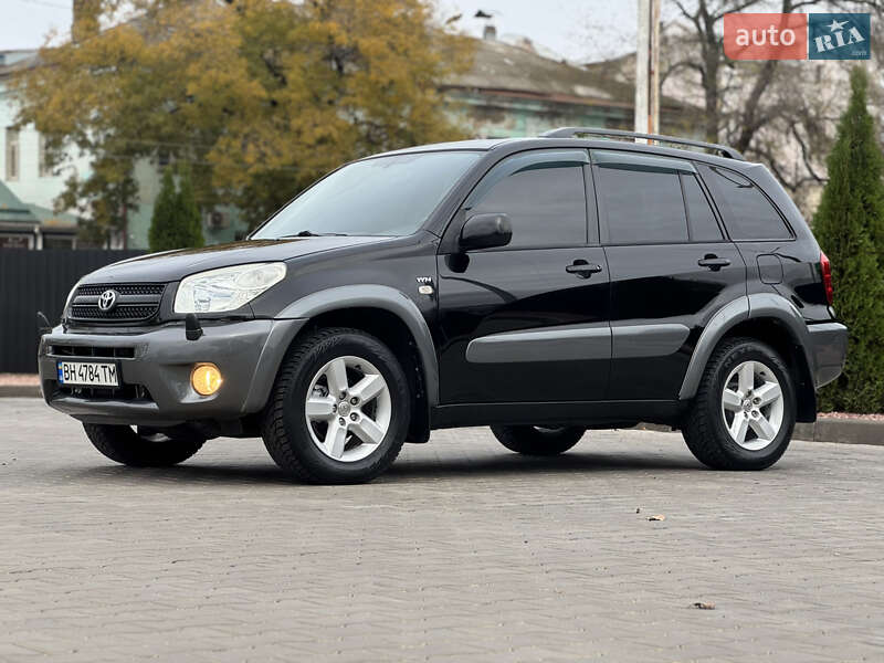 Внедорожник / Кроссовер Toyota RAV4 2004 в Одессе