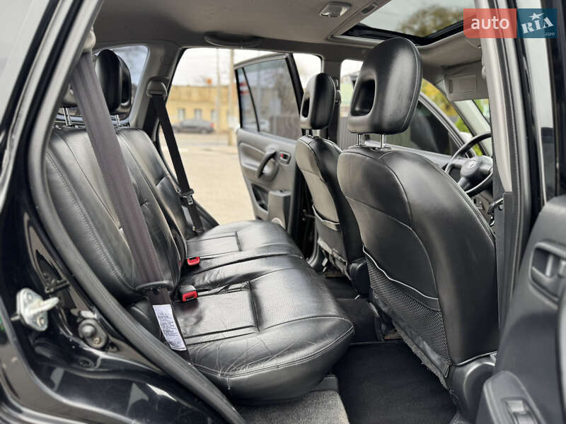 Внедорожник / Кроссовер Toyota RAV4 2004 в Одессе