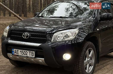 Позашляховик / Кросовер Toyota RAV4 2006 в Дніпрі
