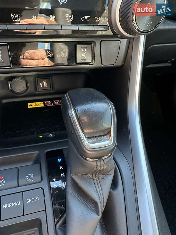 Внедорожник / Кроссовер Toyota RAV4 2024 в Одессе фото 16 Внедорожник / Кроссовер Toyota RAV4 2024 в Одессе