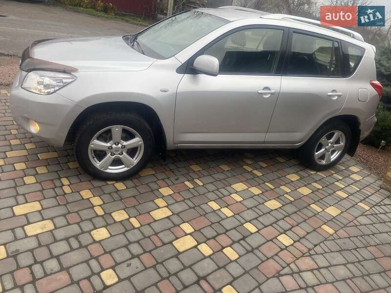 Позашляховик / Кросовер Toyota RAV4 2007 в Житомирі фото 16 Позашляховик / Кросовер Toyota RAV4 2007 в Житомирі