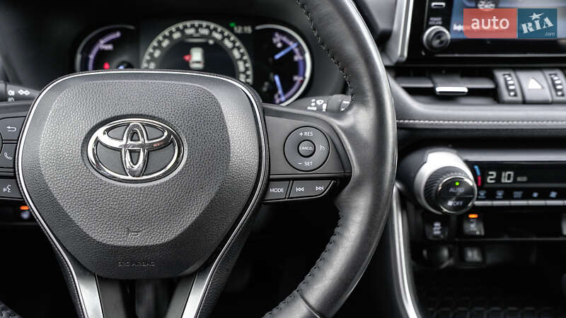 Позашляховик / Кросовер Toyota RAV4 2019 в Львові фото 14 Позашляховик / Кросовер Toyota RAV4 2019 в Львові