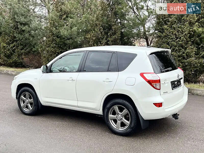 Внедорожник / Кроссовер Toyota RAV4 2013 в Могилев-Подольске фото 4 Внедорожник / Кроссовер Toyota RAV4 2013 в Могилев-Подольске