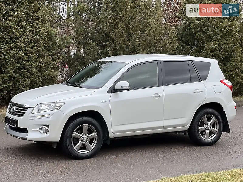 Внедорожник / Кроссовер Toyota RAV4 2013 в Могилев-Подольске фото 5 Внедорожник / Кроссовер Toyota RAV4 2013 в Могилев-Подольске