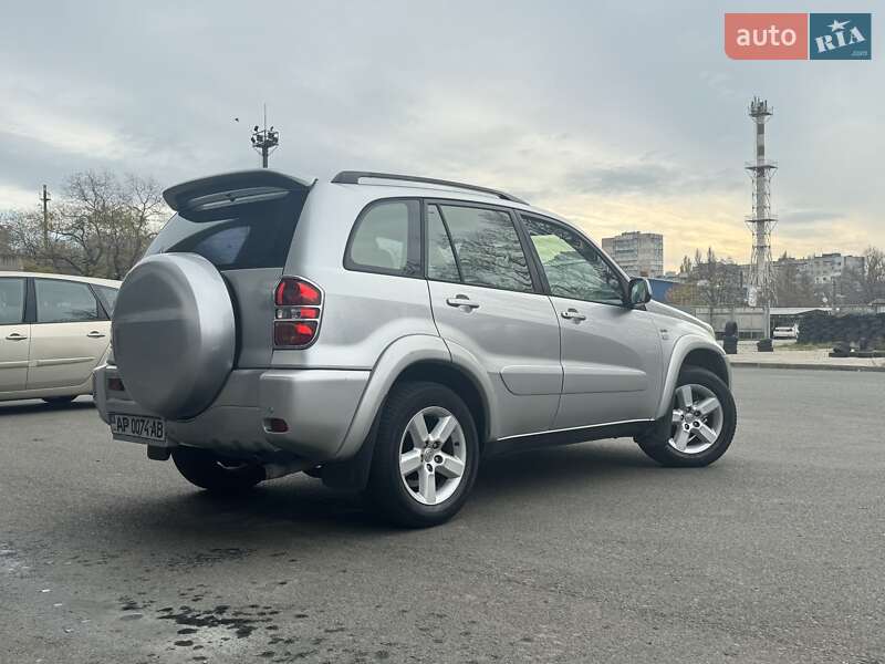 Позашляховик / Кросовер Toyota RAV4 2004 в Одесі