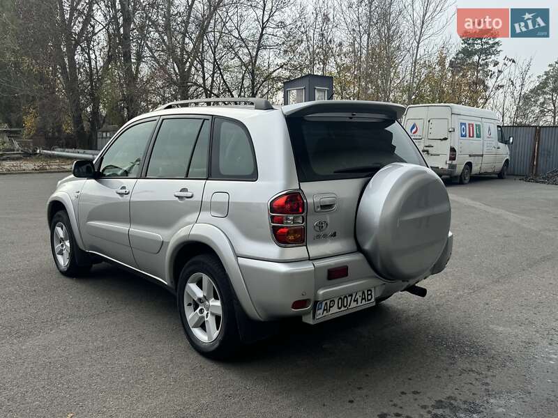 Позашляховик / Кросовер Toyota RAV4 2004 в Одесі