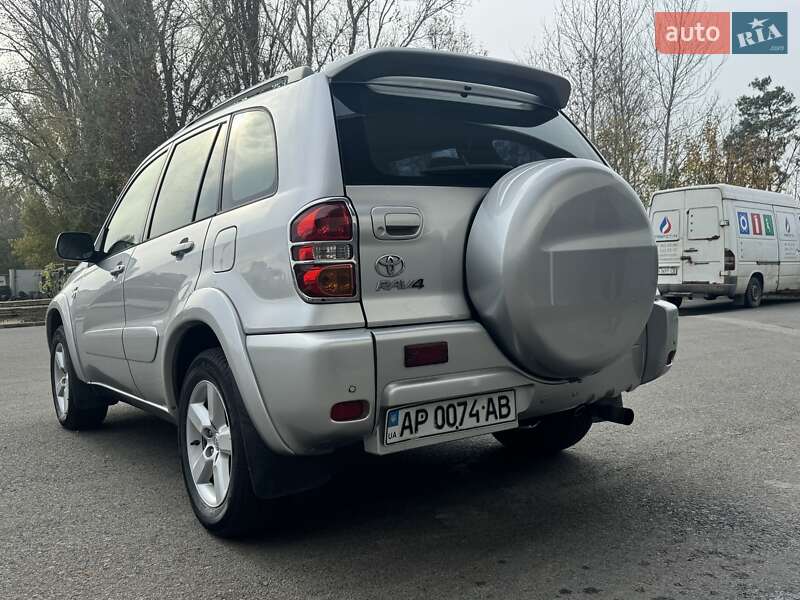Позашляховик / Кросовер Toyota RAV4 2004 в Одесі
