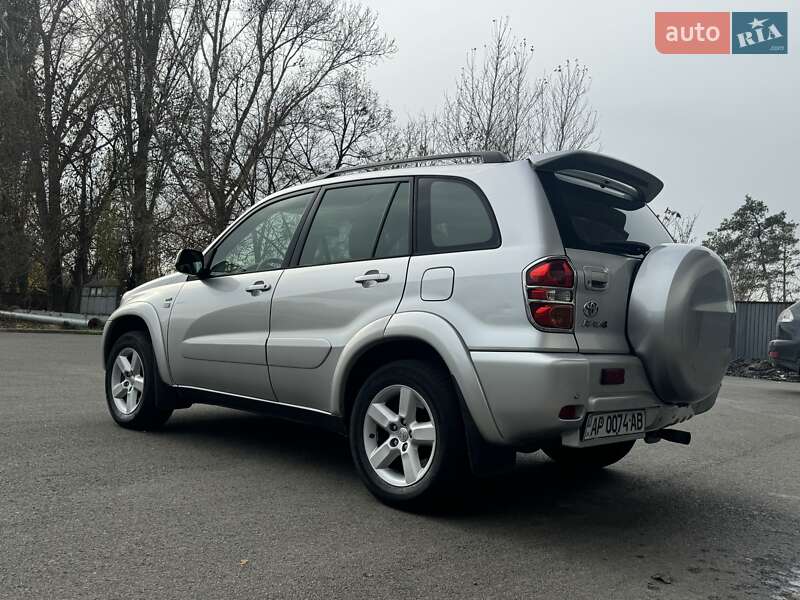 Позашляховик / Кросовер Toyota RAV4 2004 в Одесі