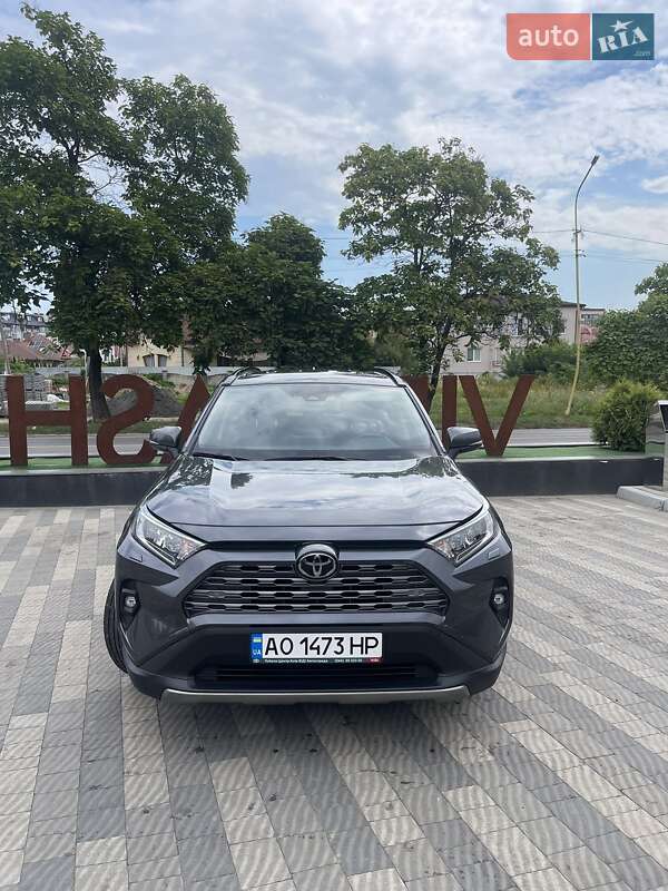 Внедорожник / Кроссовер Toyota RAV4 2022 в Ужгороде фото 4 Внедорожник / Кроссовер Toyota RAV4 2022 в Ужгороде