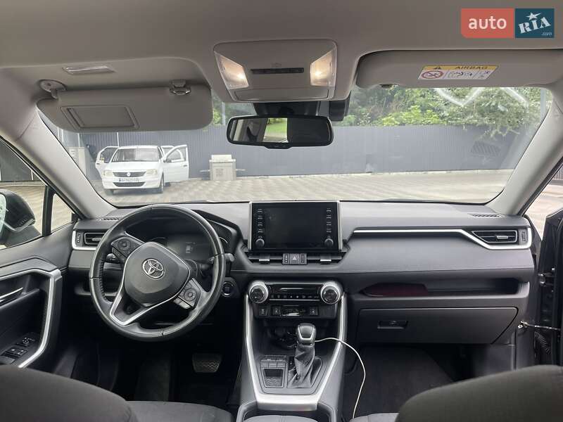 Внедорожник / Кроссовер Toyota RAV4 2022 в Ужгороде фото 6 Внедорожник / Кроссовер Toyota RAV4 2022 в Ужгороде
