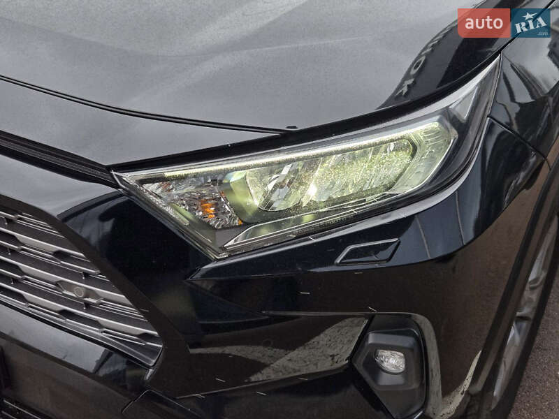 Позашляховик / Кросовер Toyota RAV4 2023 в Києві фото 26 Позашляховик / Кросовер Toyota RAV4 2023 в Києві