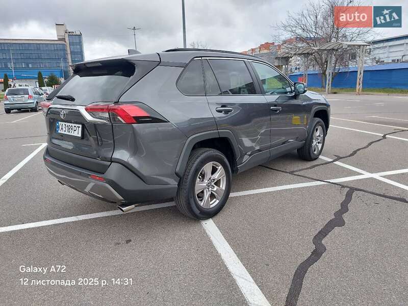 Внедорожник / Кроссовер Toyota RAV4 2023 в Киеве фото 8 Внедорожник / Кроссовер Toyota RAV4 2023 в Киеве