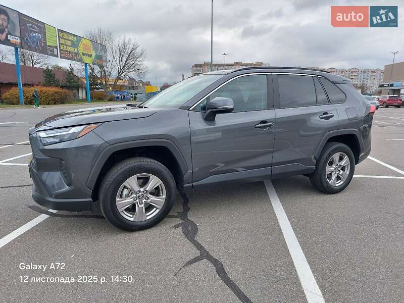 Внедорожник / Кроссовер Toyota RAV4 2023 в Киеве фото 5 Внедорожник / Кроссовер Toyota RAV4 2023 в Киеве
