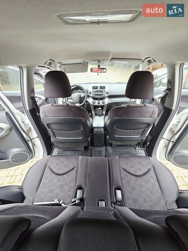 Внедорожник / Кроссовер Toyota RAV4 2010 в Одессе фото 23 Внедорожник / Кроссовер Toyota RAV4 2010 в Одессе