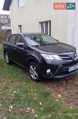 Внедорожник / Кроссовер Toyota RAV4 2013 в Ирпене