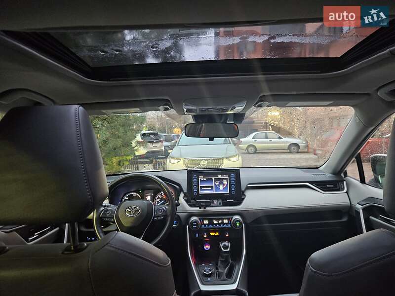 Позашляховик / Кросовер Toyota RAV4 2022 в Києві фото 3 Позашляховик / Кросовер Toyota RAV4 2022 в Києві